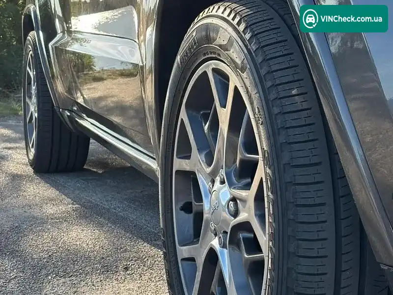 Jeep Grand Cherokee 2021, фото з оголошення 2 з 20, VIN 1C4RJFC83MC717067