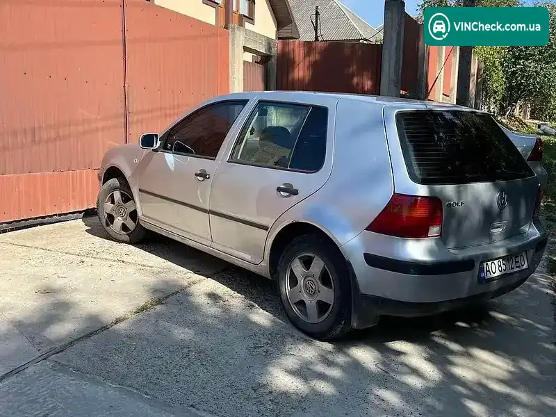 Volkswagen Golf 2000, фото з оголошення 1 з 5, VIN WVWZZZ1JZ1W426613