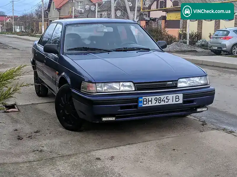 Mazda 626 1990, фото з оголошення 1 з 20, VIN JMZGD12D2L1591893