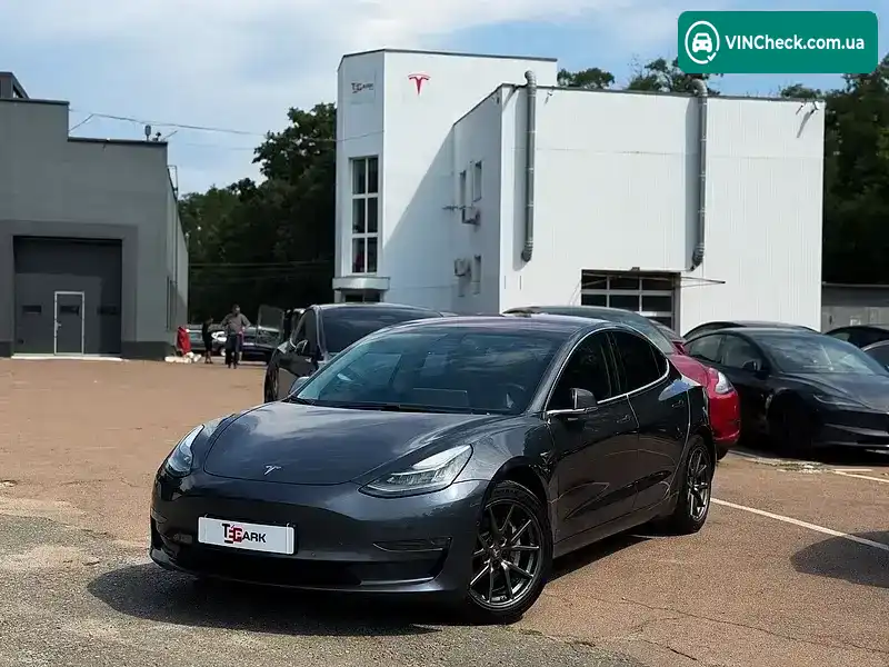 Tesla Model 3 2018, фото з оголошення 1 з 20, VIN 5YJ3E1EA9JF025696