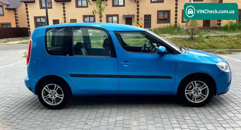 Skoda Roomster 2010, фото з оголошення 1 з 20, VIN TMBMD25J5A5033549