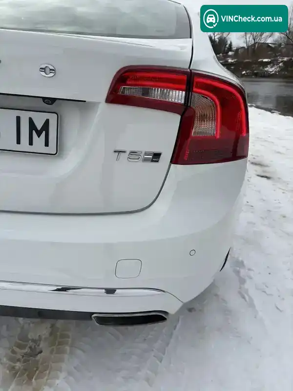 Volvo S60 2017, фото з оголошення 2 з 21, VIN LYV402TK1HB150059