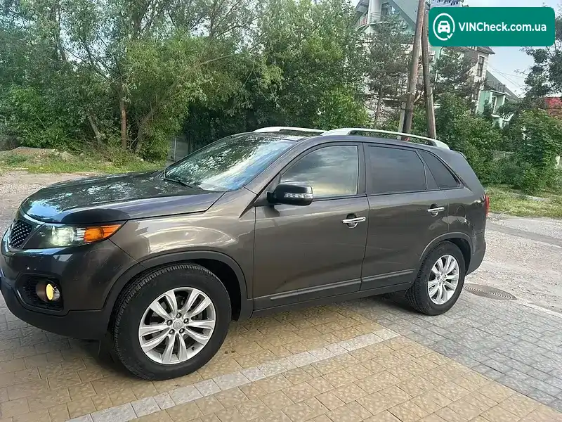 Kia Sorento 2010, фото з оголошення 2 з 14, VIN KNAKU815AB5152058