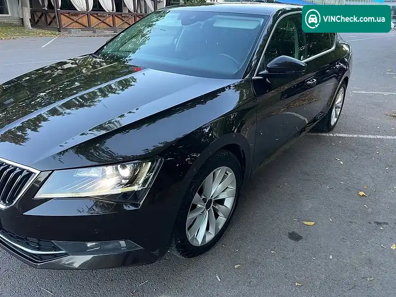 Skoda Superb 2019, фото з оголошення 2 з 17, VIN TMBCJ7NPXK7045272