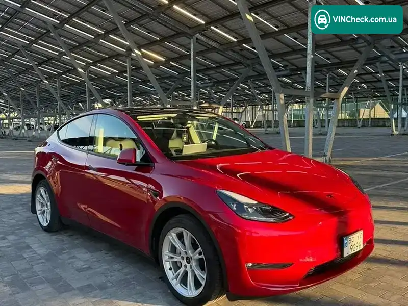 Tesla Model Y 2023, фото з оголошення 2 з 13, VIN 7SAYGDEE0PF664498
