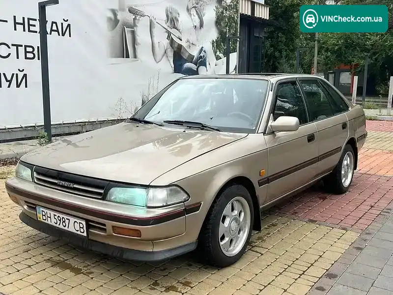 Toyota Carina 1992, фото з оголошення 1 з 20, VIN JT1LST171M0038959