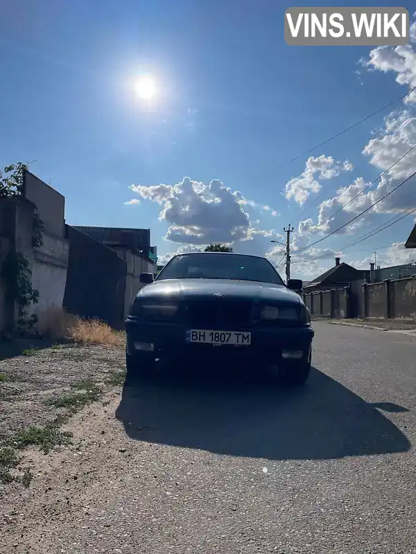 BMW 3 Series 1992, фото з оголошення 2 з 5, VIN WBACA31070FB39775