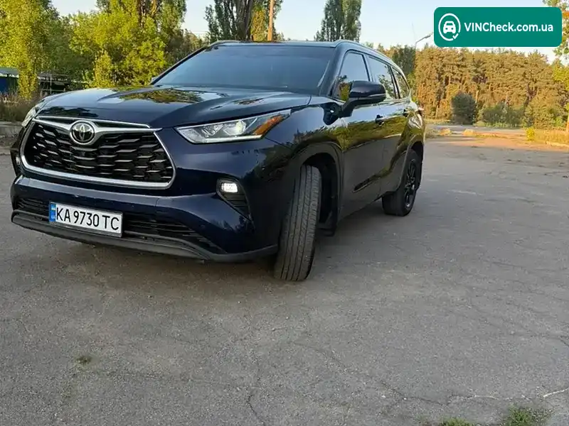 Toyota Highlander 2021, фото з оголошення 2 з 14, VIN 5TDDZRBHXNS168537