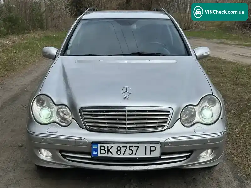 Mercedes-Benz C-Class 2004, фото з оголошення 2 з 21, VIN WDB2032081F652211