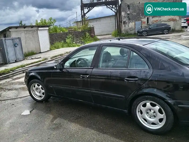 Mercedes-Benz E-Class 2004, фото з оголошення 2 з 6, VIN WDB2110421A586808