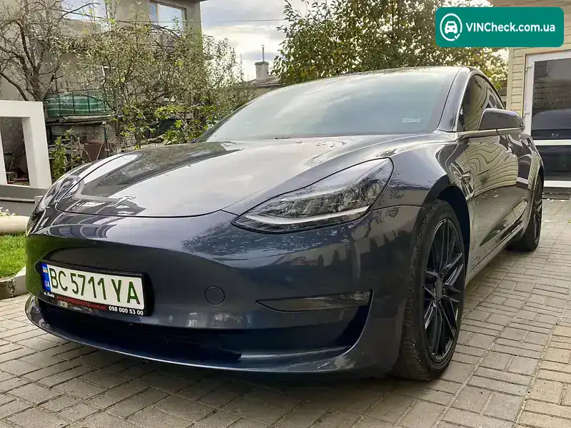 Tesla Model 3 2018, фото з оголошення 2 з 20, VIN 5YJ3E1EBXJF103699