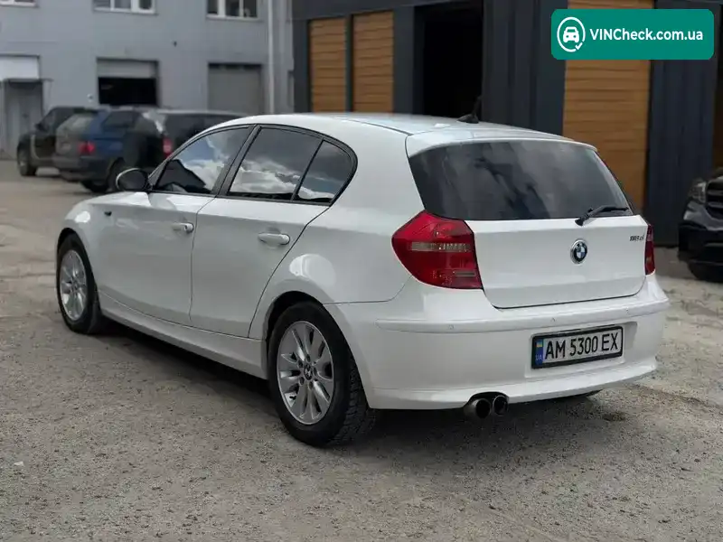 BMW 1 Series 2009, фото з оголошення 2 з 21, VIN WBAUD71040P409264