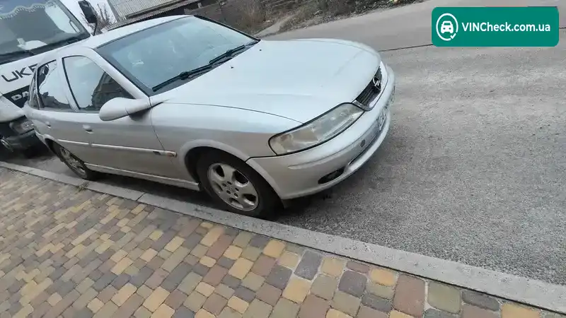Opel Vectra 2000, фото з оголошення 2 з 17, VIN W0L0JBF6817019026