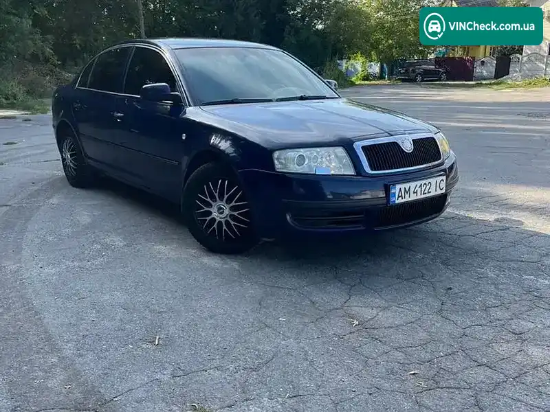 Skoda Superb 2004, фото з оголошення 1 з 17, VIN TMBDL63U649064622