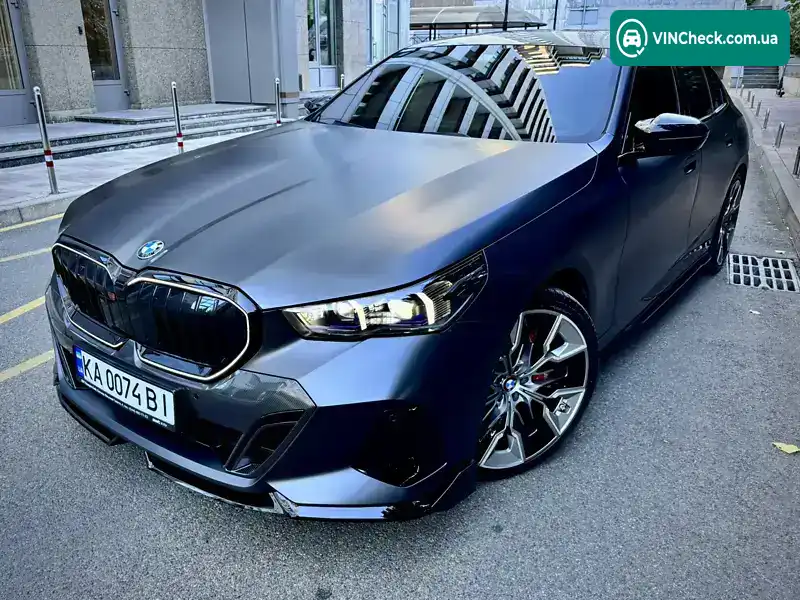 BMW 5 Series 2024, фото з оголошення 1 з 21, VIN WBA31FL080CU46689