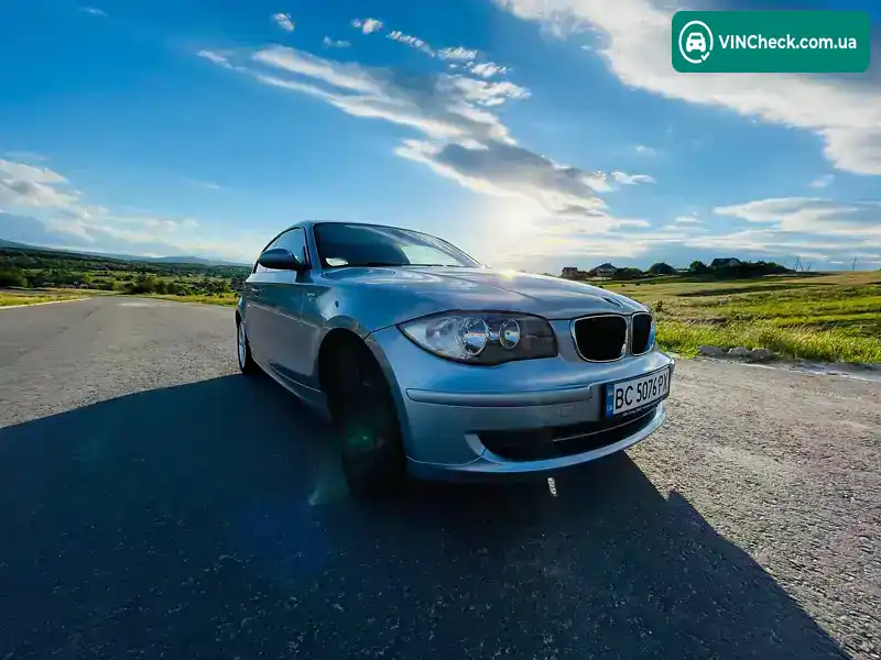 BMW 1 Series 2009, фото з оголошення 2 з 17, VIN WBAUK31050VG65409