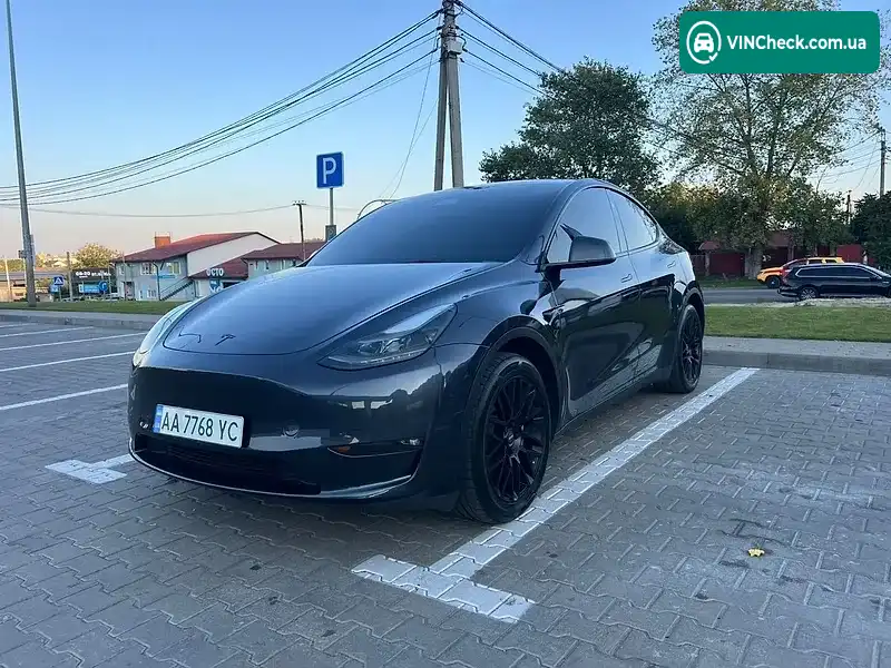 Tesla Model Y 2024, фото з оголошення 1 з 20, VIN 7SAYGDEE6RA253767