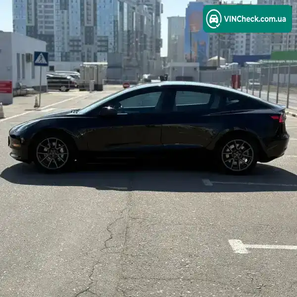 Tesla Model 3 2021, фото з оголошення 2 з 21, VIN 5YJ3E1EA8MF989484