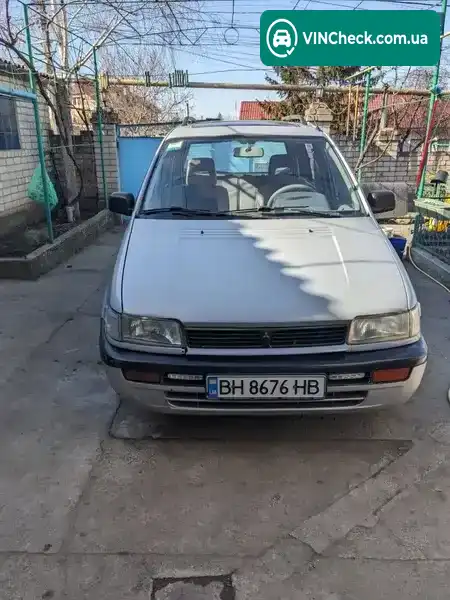 Mitsubishi Space Runner 1993, фото з оголошення 1 з 11, VIN JMBSNN18WPZ300179