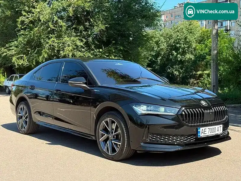 Skoda Superb 2025, фото з оголошення 2 з 20, VIN TMBCR0NZ7TC022221