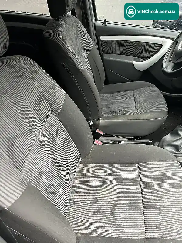 Dacia Logan 2009, фото з оголошення 2 з 7, VIN UU1KSDEW540859448