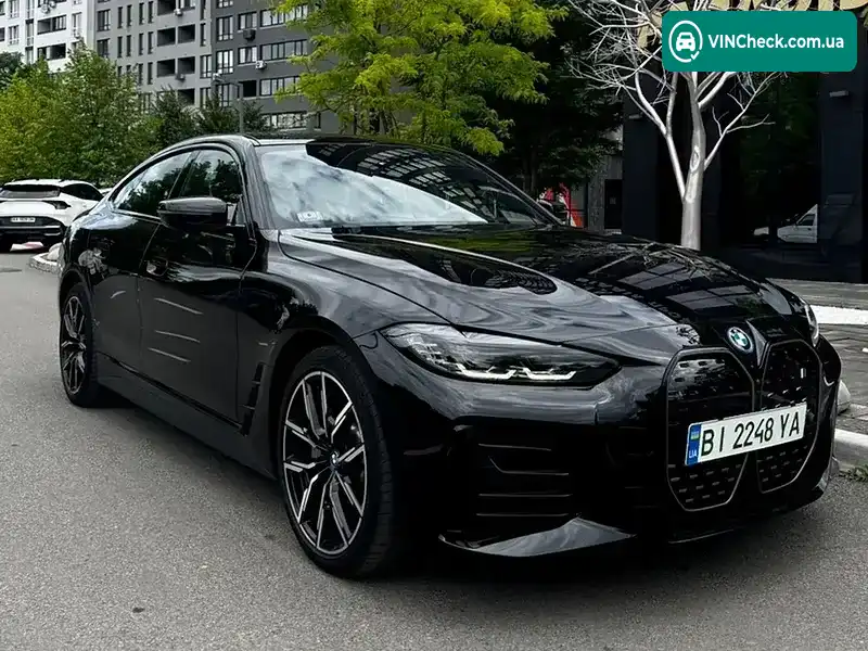 BMW i4 2022, фото з оголошення 1 з 16, VIN WBY73AW03NFM94635