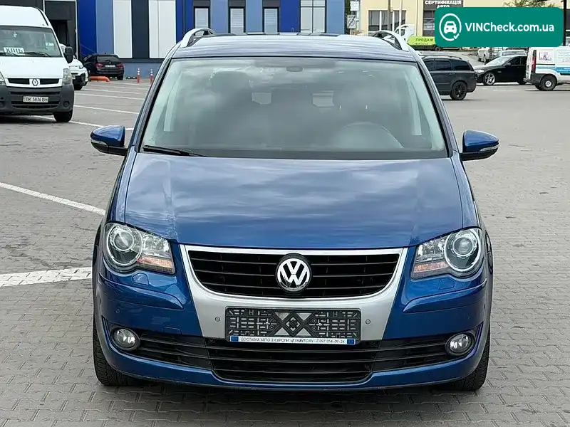 Volkswagen Touran 2010, фото з оголошення 1 з 20, VIN WVGZZZ1TZAW102925