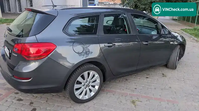 Opel Astra 2011, фото з оголошення 2 з 20, VIN W0LPD8ECXB8084352