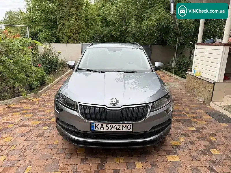 Skoda Karoq 2020, фото з оголошення 2 з 19, VIN TMBLJ6NU6LB200219