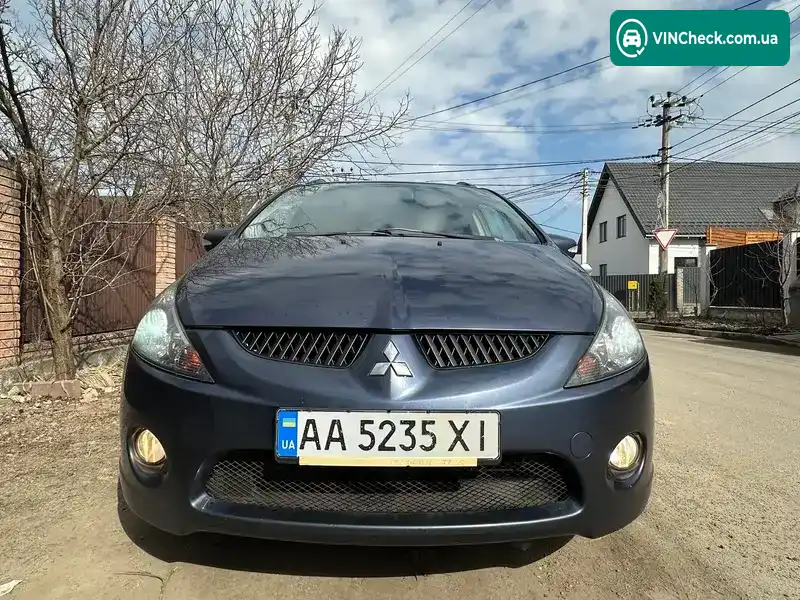 Mitsubishi Grandis 2006, фото з оголошення 2 з 19, VIN JMBLRNA4W6Z002821