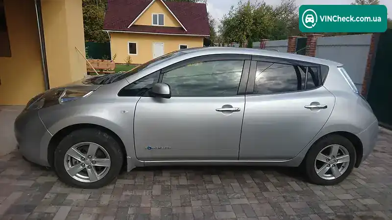 Nissan Leaf 2013, фото з оголошення 2 з 18, VIN AZE00571000000000
