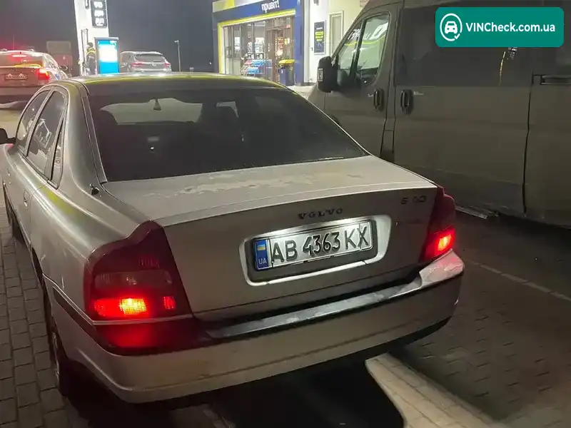 Volvo S80 2002, фото з оголошення 1 з 8, VIN YV1KV32P921264017