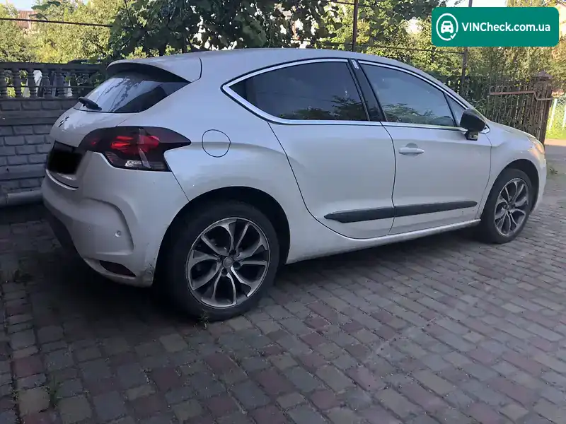 Citroen DS4 2011, фото з оголошення 2 з 7, VIN VF7NX9HR8BY547588