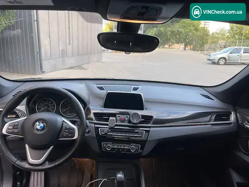 BMW X1 2017, фото з оголошення 2 з 12, VIN WBXHT3C3XJ5F89120