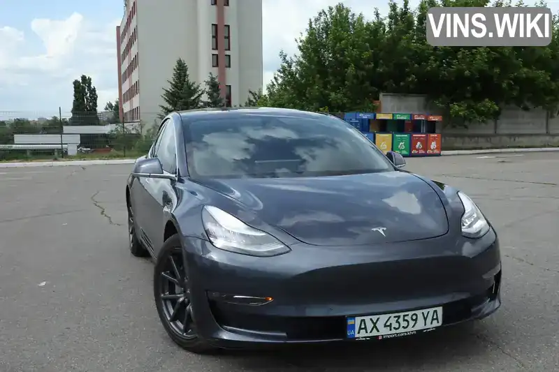 Tesla Model 3 2020, фото з оголошення 2 з 19, VIN 5YJ3E1EB1LF798089