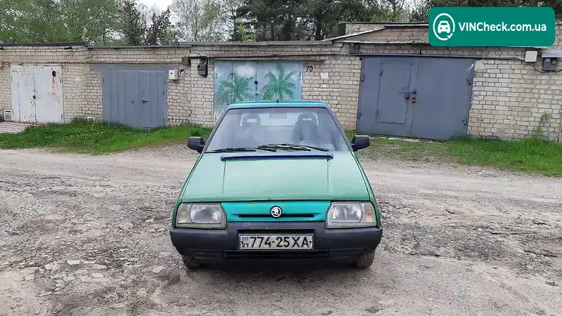 Skoda Favorit 1994, фото з оголошення 1 з 16, VIN TMBAEF300R0928853