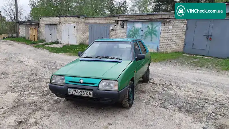 Skoda Favorit 1994, фото з оголошення 2 з 16, VIN TMBAEF300R0928853