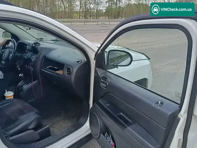 Jeep Compass 2012, фото з оголошення 1 з 6, VIN 1C4NJDEB7CD706187