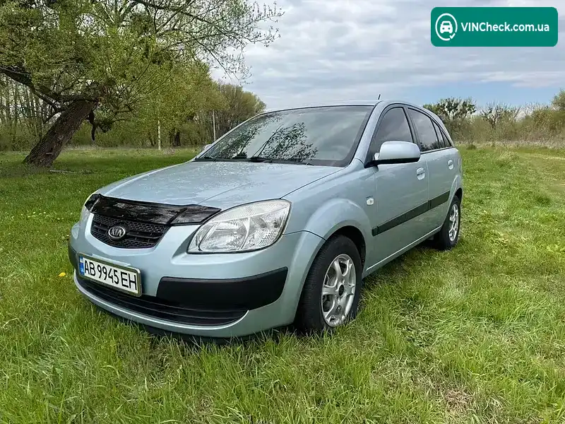 Kia Rio 2006, фото з оголошення 2 з 15, VIN KNEDE243266120166