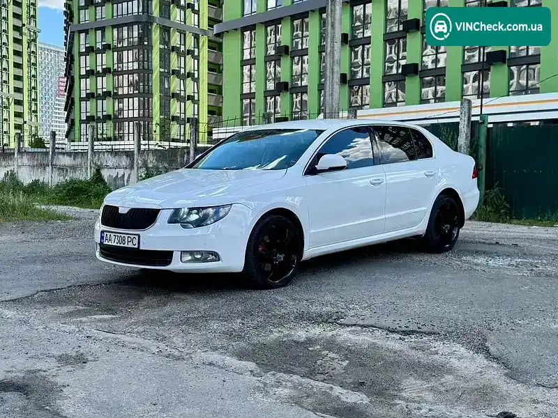 Skoda Superb 2011, фото з оголошення 1 з 14, VIN TMBAB43T4BB300675