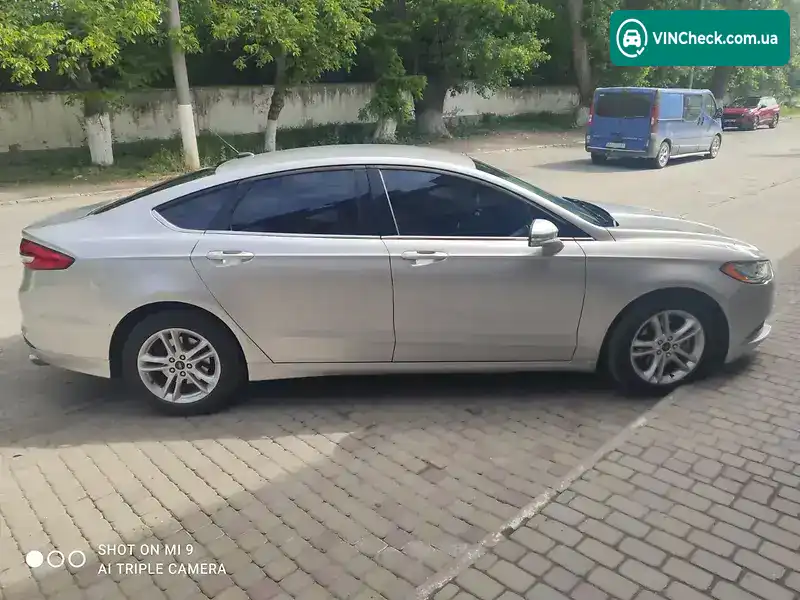 Ford Fusion 2017, фото з оголошення 2 з 10, VIN 3FA6P0H77JR117363