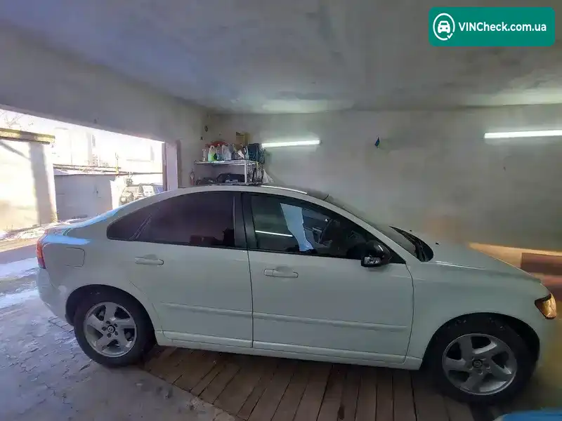 Volvo S40 2011, фото з оголошення 2 з 21, VIN YV1MS434BC2568806