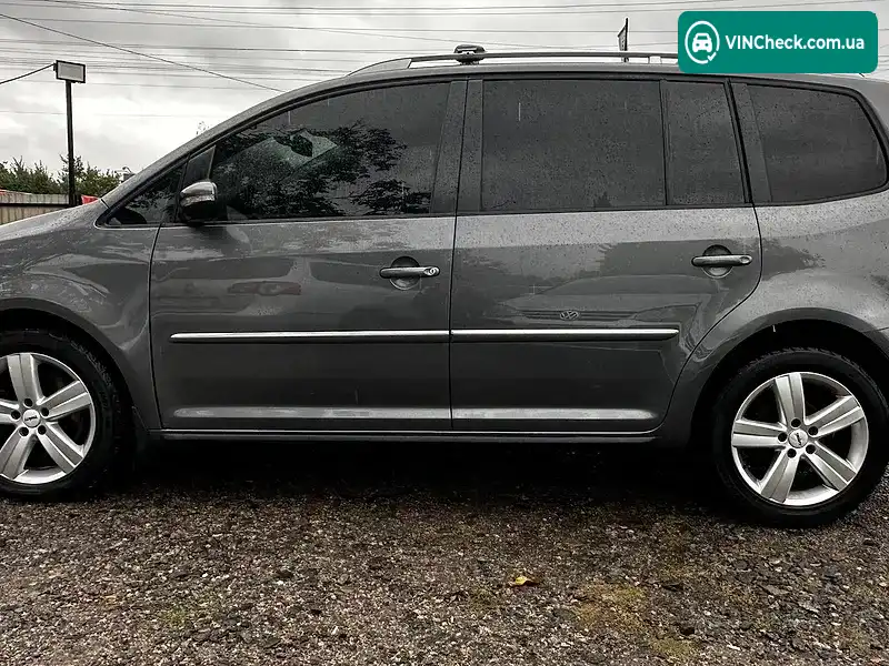 Volkswagen Touran 2011, фото з оголошення 2 з 20, VIN WVGZZZ1TZCW013240