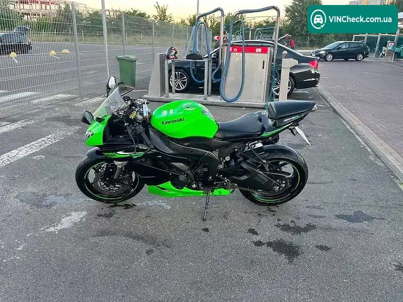 Kawasaki ZX 6R 2010, фото з оголошення 1 з 7, VIN JKAZX4R18AA022002