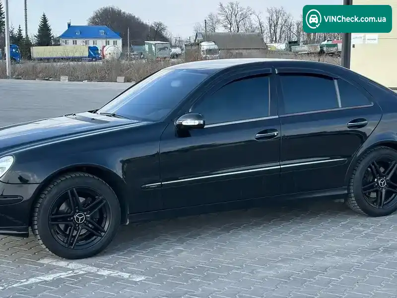 Mercedes-Benz E-Class 2006, фото з оголошення 2 з 21, VIN WDB2110221A888109