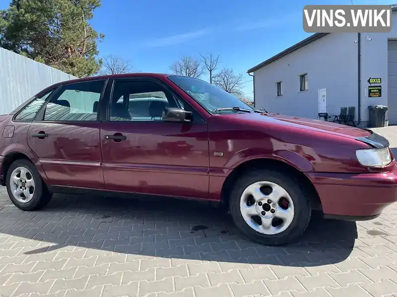 Volkswagen Passat 1994, фото з оголошення 2 з 21, VIN WVWZZZ3AZRB076829