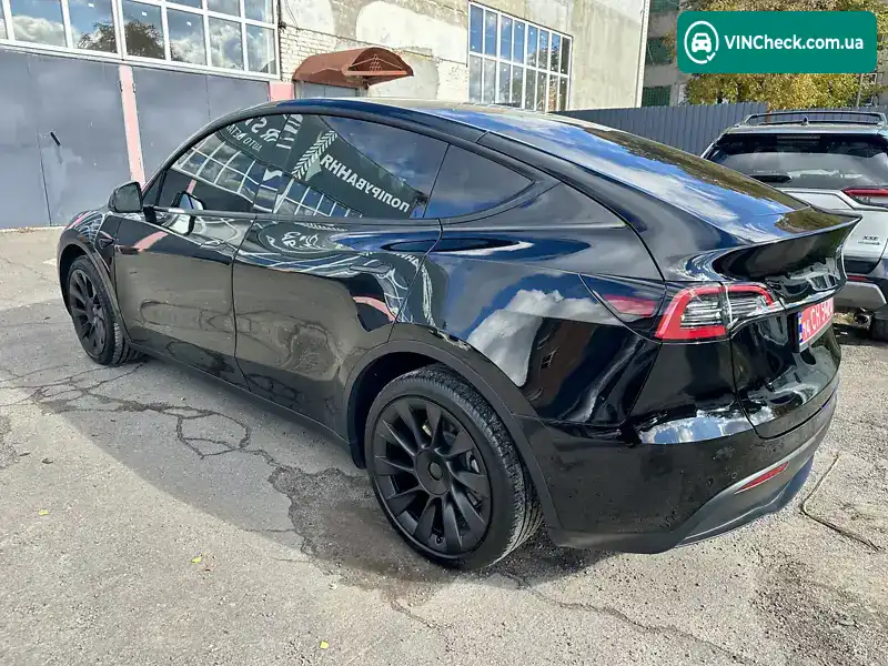 Tesla Model Y 2022, фото з оголошення 2 з 20, VIN 7SAYGDEE6NF481328