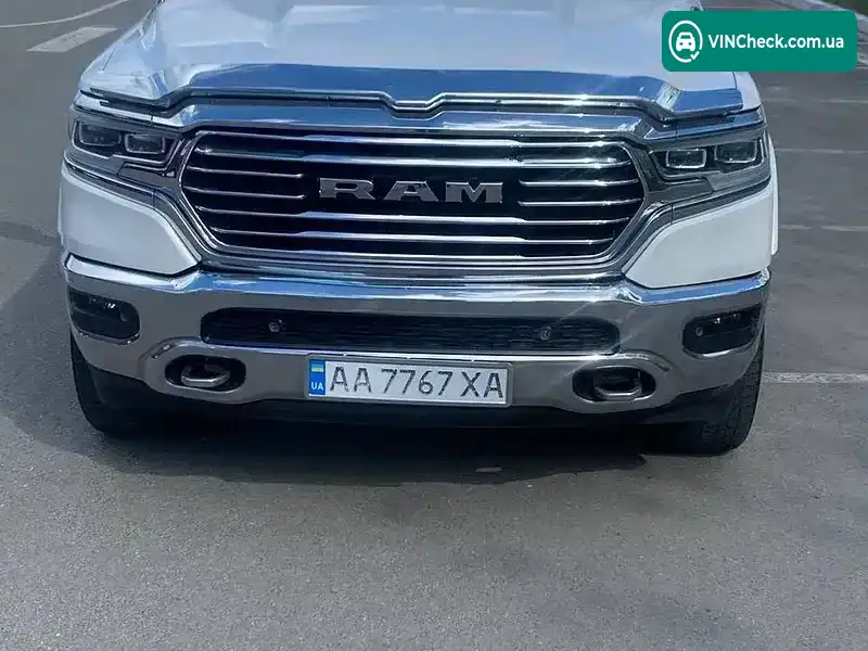 Ram 1500 2019, фото з оголошення 1 з 21, VIN 1C6SRFST5KN559033