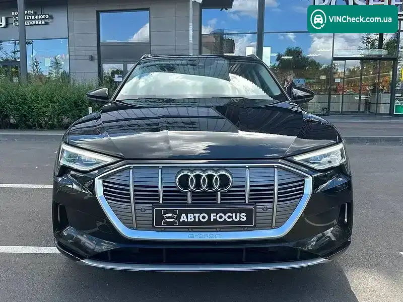 Audi e-tron 2019, фото з оголошення 2 з 20, VIN WAUZZZGE7LB016995
