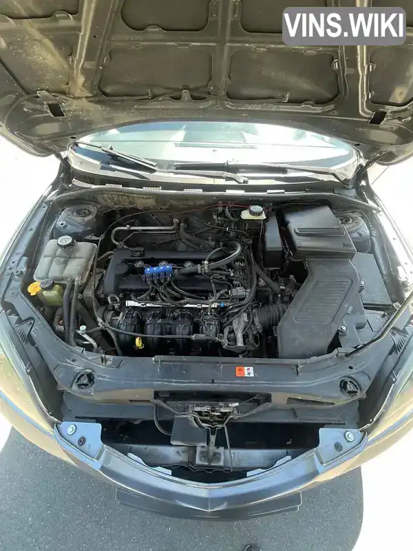 Mazda 3 2003, фото з оголошення 2 з 14, VIN JMZBK14F241102892